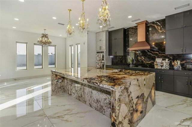 3111 Emerald Valley Boulevard, Brownsville, TX 78526