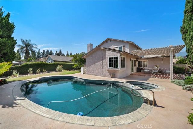 1128 W Aster, Upland, CA 91786