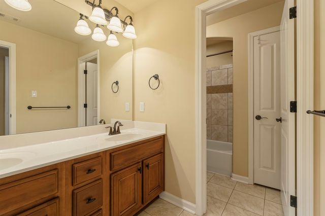 12192 LORIMER CV, Arlington, TN 38002