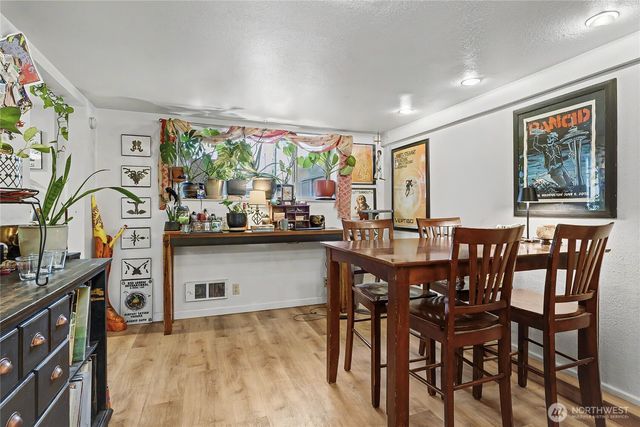 612 N Oakes Street, Tacoma, WA 98406