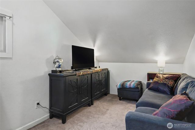 612 N Oakes Street, Tacoma, WA 98406