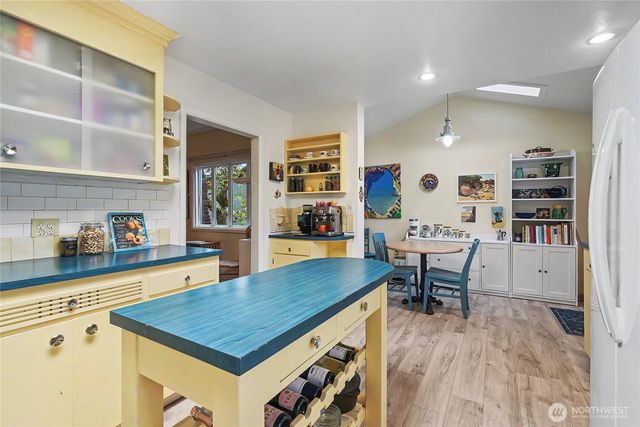 612 N Oakes Street, Tacoma, WA 98406