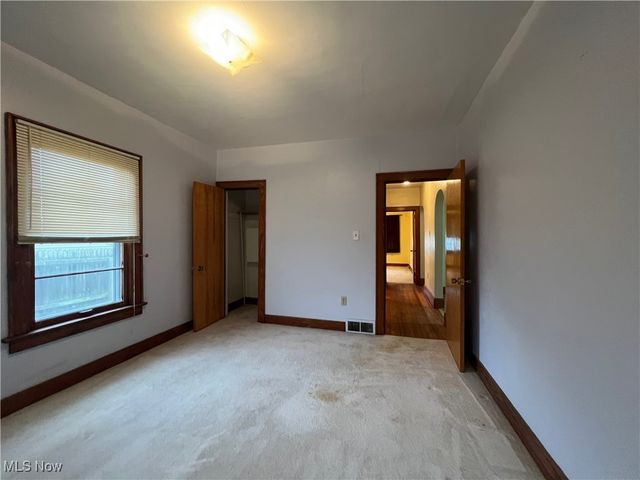 1855 W 17th Street SW, Akron, OH 44314