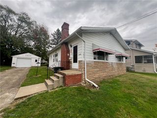 1855 W 17th Street SW, Akron, OH 44314