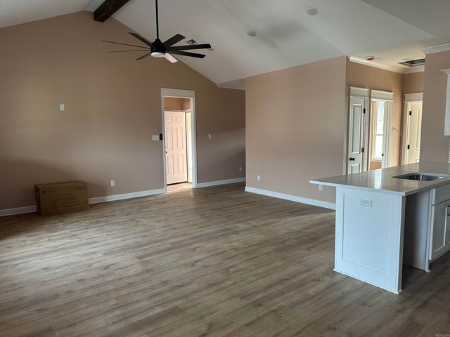 912 W Dell Vista Cove, Cabot, AR 72023