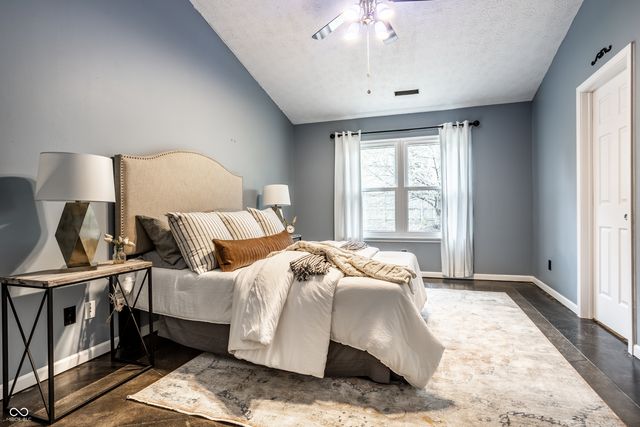 3239 Village Park North Drive, Carmel, IN 46033
