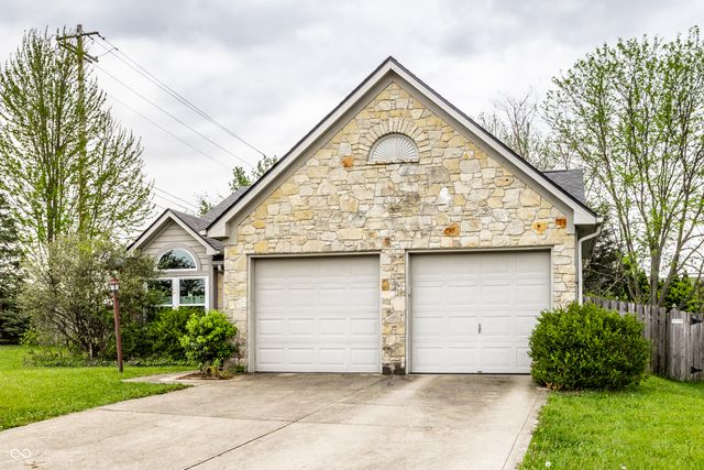 3239 Village Park North Drive, Carmel, IN 46033