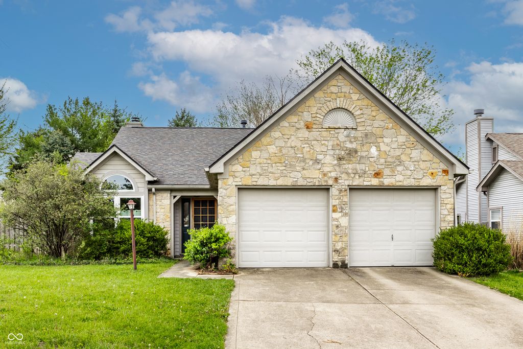 3239 Village Park North Drive, Carmel, IN 46033