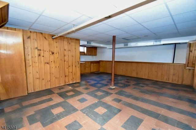 41 Iona Pl, Glen Rock Boro, NJ 07452