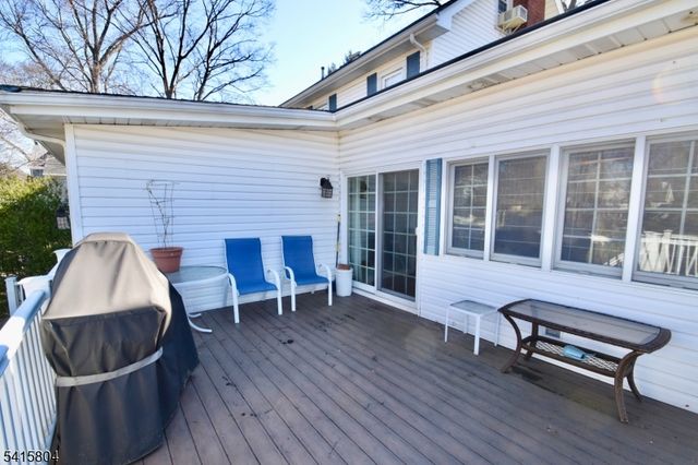 41 Iona Pl, Glen Rock Boro, NJ 07452