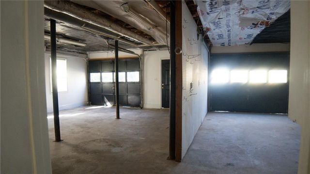 1373 Fairfield SW Drive, Lilburn, GA 30047