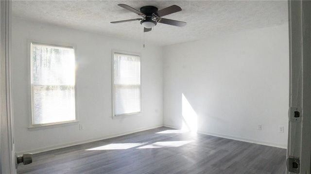 1373 Fairfield SW Drive, Lilburn, GA 30047