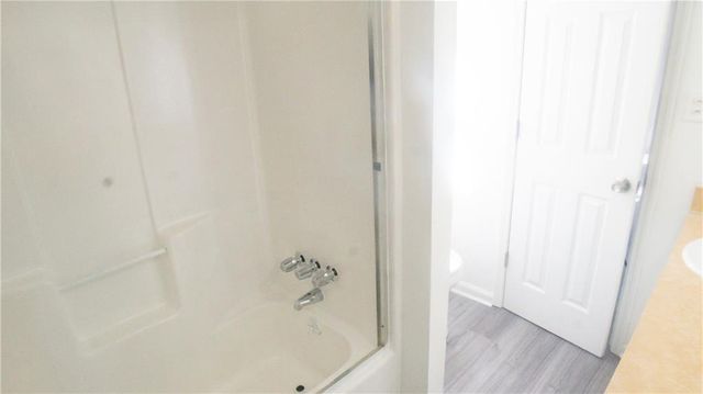 1373 Fairfield SW Drive, Lilburn, GA 30047