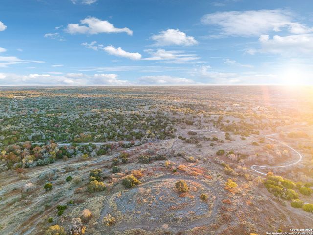 1106 Perry Ranch, Fredericksburg, TX 78624