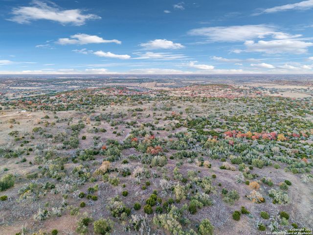 1106 Perry Ranch, Fredericksburg, TX 78624