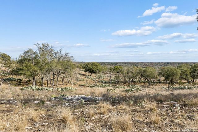 1106 Perry Ranch, Fredericksburg, TX 78624