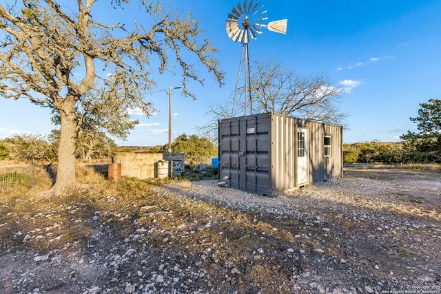 1106 Perry Ranch, Fredericksburg, TX 78624
