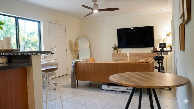 3240 Mary St S206, Miami, FL 33133