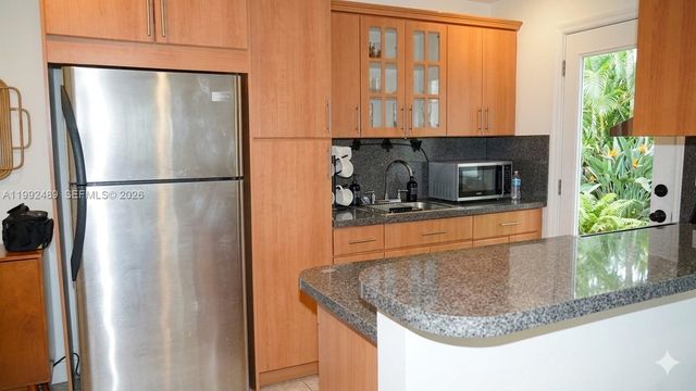 3240 Mary St S206, Miami, FL 33133