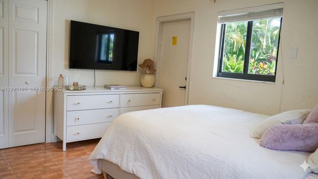 3240 Mary St S206, Miami, FL 33133