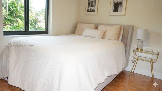 3240 Mary St S206, Miami, FL 33133