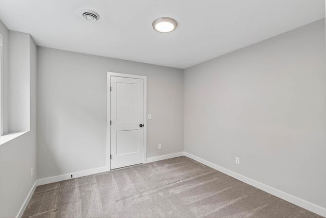 15664 Cobblestone Lake Parkway, Apple Valley, MN 55124