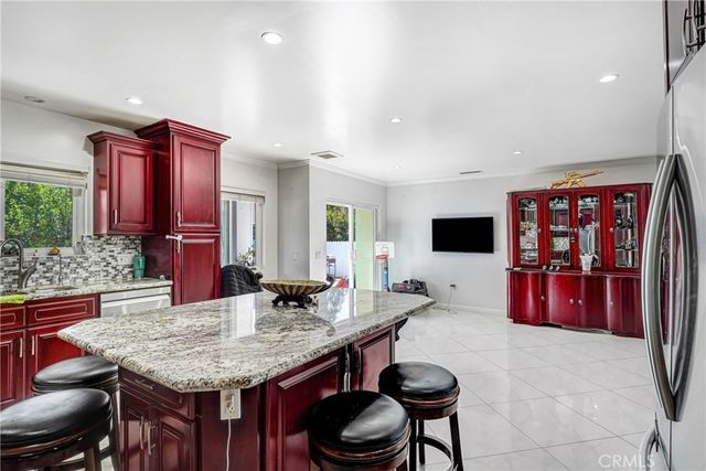 5854 Satsuma, North Hollywood, CA 91601