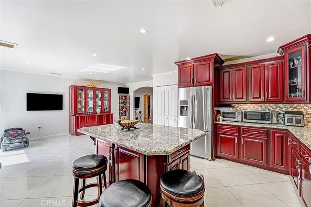 5854 Satsuma, North Hollywood, CA 91601