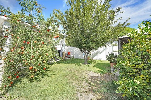 5854 Satsuma, North Hollywood, CA 91601