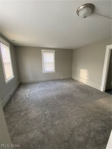 4435 State Road, Cleveland, OH 44109