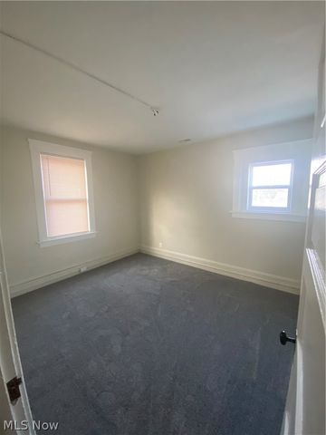 4435 State Road, Cleveland, OH 44109