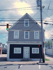 4435 State Road, Cleveland, OH 44109