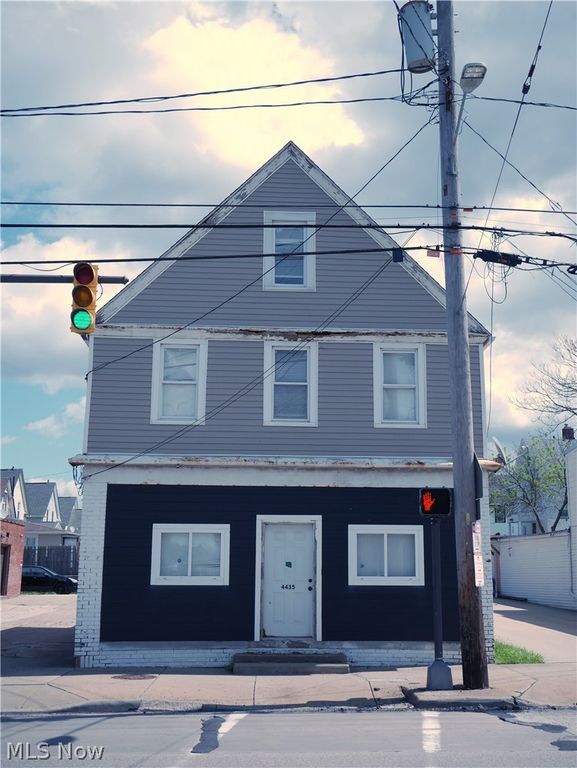 4435 State Road, Cleveland, OH 44109