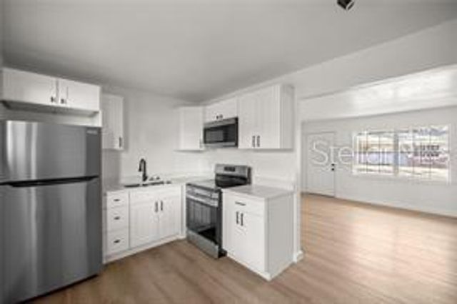 411 NE 26TH COURT, Ocala, FL 34470