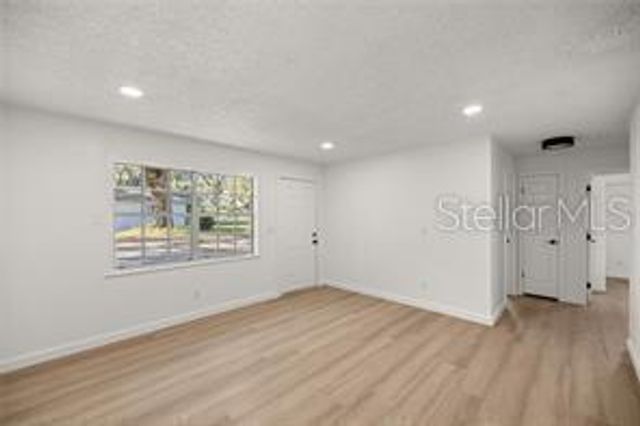 411 NE 26TH COURT, Ocala, FL 34470