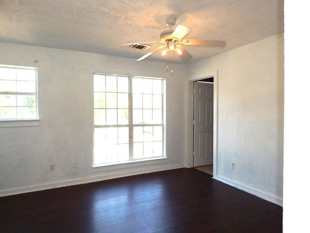 4021 Magnolia Drive, Conroe, TX 77302