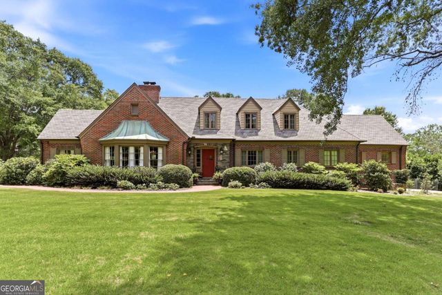 511 Dixon Drive, Gainesville, GA 30501