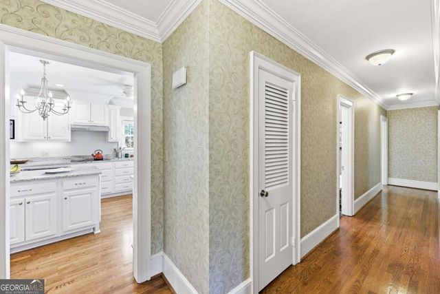 511 Dixon Drive, Gainesville, GA 30501