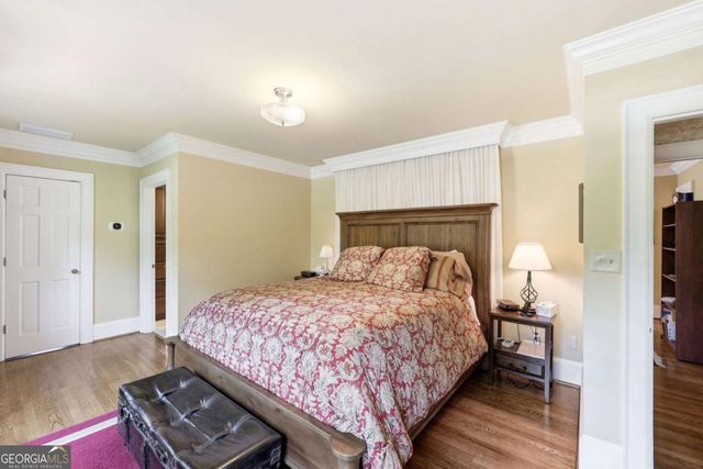 511 Dixon Drive, Gainesville, GA 30501
