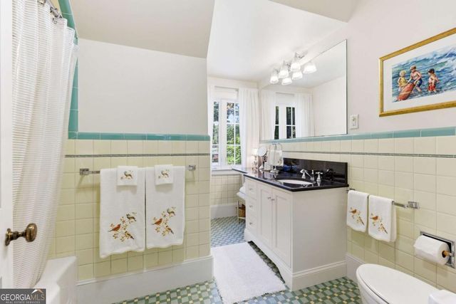 511 Dixon Drive, Gainesville, GA 30501