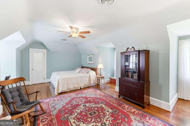 511 Dixon Drive, Gainesville, GA 30501