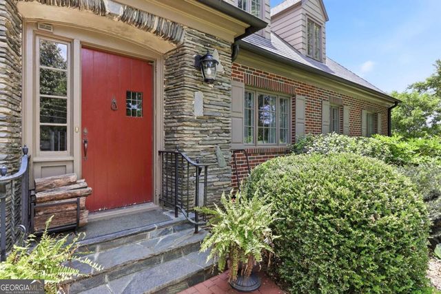 511 Dixon Drive, Gainesville, GA 30501