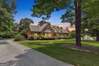 511 Dixon Drive, Gainesville, GA 30501