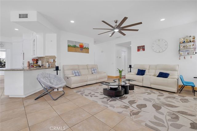 32195 Caminito Osuna, Temecula, CA 92592