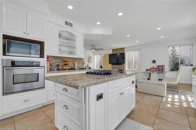 32195 Caminito Osuna, Temecula, CA 92592