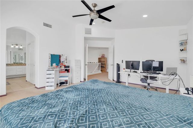 32195 Caminito Osuna, Temecula, CA 92592