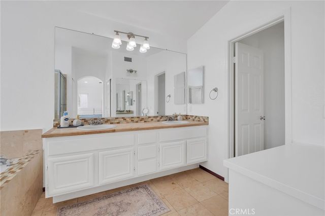 32195 Caminito Osuna, Temecula, CA 92592