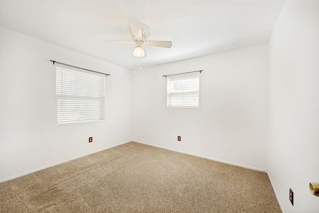 801 Brownstone Street, Euless, TX 76039