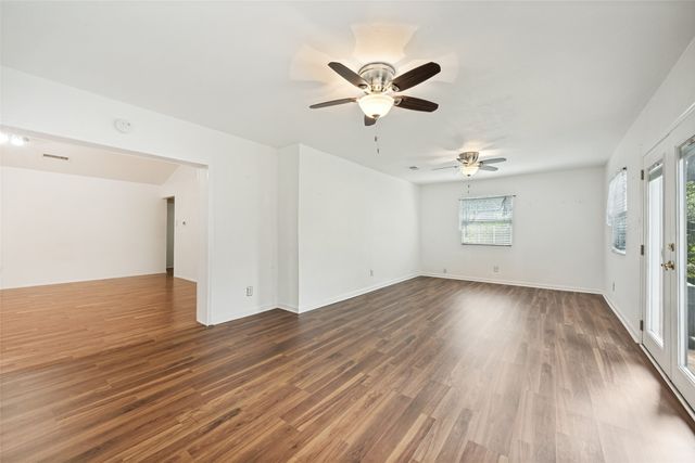 801 Brownstone Street, Euless, TX 76039