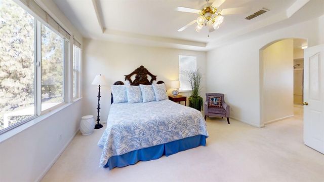 10240 Jenny Lynn Way, Elk Grove, CA 95757